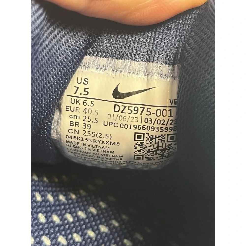 Nike Zoom Pegasus 40 Dallas Cowboys Men's Size 7.5 Sneakers DZ5975-001 Gray Blue